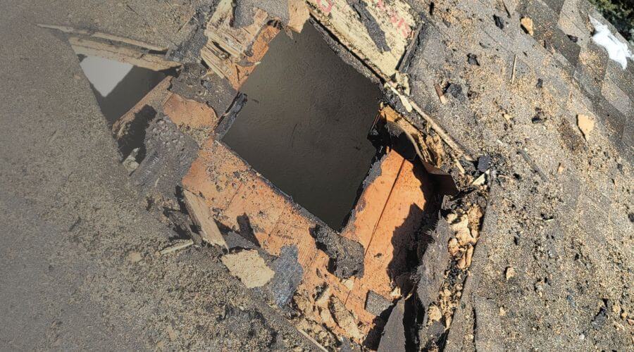 Why choose SurgeNest Crew for water damage restoration in Seattle